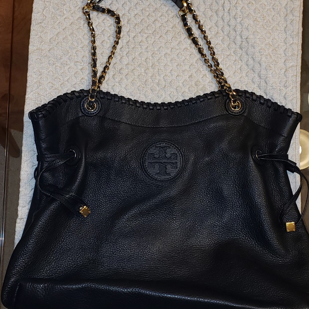 Tory Burch Marion Black Leather Chain Bag.